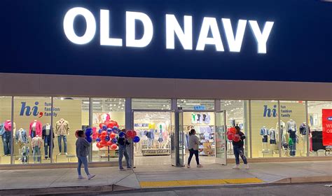 Old Navy Storefront