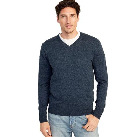 Old Navy V Neck Sweaters