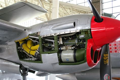 P-38 Lightning engine installation