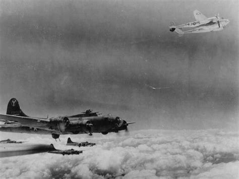 P-38 Lightning escorting B-17 bombers