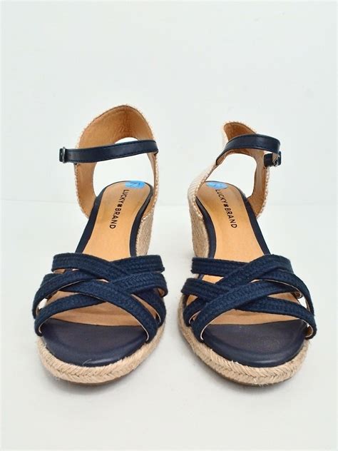 Popular Brands for Navy Blue Sandals