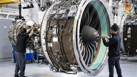 Pratt & Whitney Careers Gallery Image 1