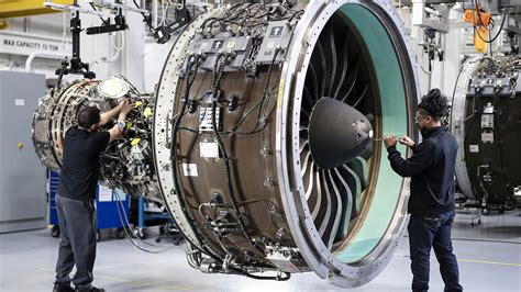 Pratt & Whitney Careers Gallery Image 2