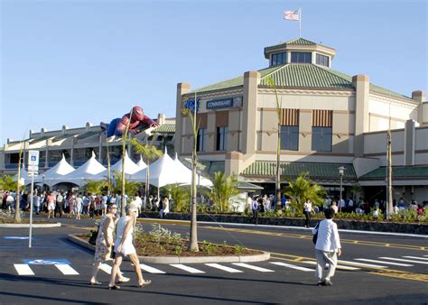 Products and Services Offered by Navy Exchange Mall