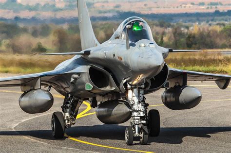 Rafale Fighter Aircraft Image 1