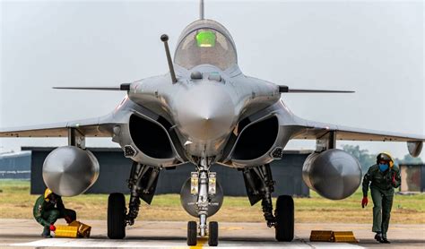 Rafale Fighter Aircraft Image 5