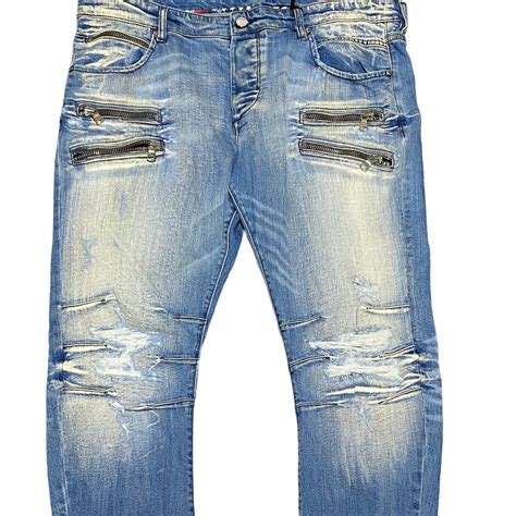 Features of Old Navy Rockstar Jeans