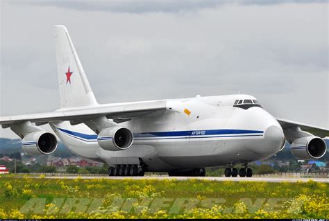 Antonov An-124 Ruslan Heavy Transport