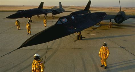 SR-71 ground crew