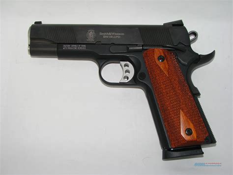 Smith & Wesson 1911 PD