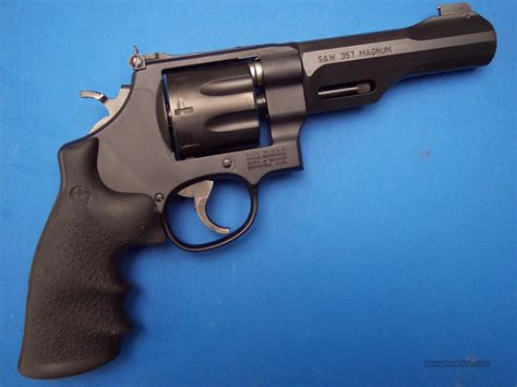 Smith & Wesson 327 TRR8 For Sale