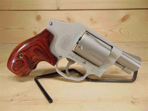 Smith & Wesson 642