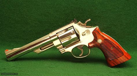 Smith & Wesson Model 57 Image 10