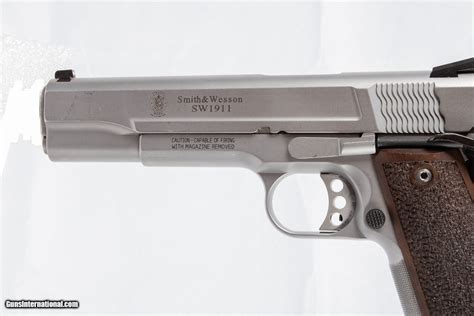 Smith & Wesson SW1911 Image 9