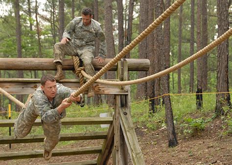 Special Forces soldier obstacle course