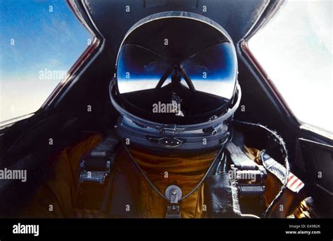 SR-71 pilot view