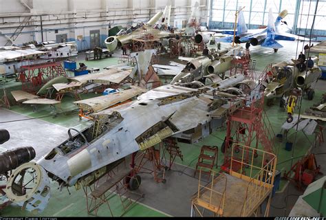 Su-27 Maintenance