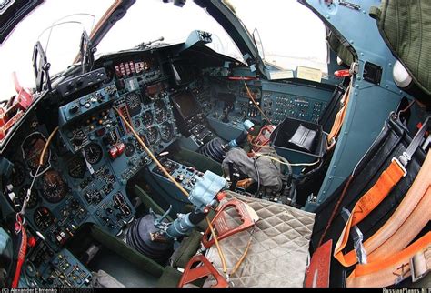 Sukhoi Su-34 Cockpit View