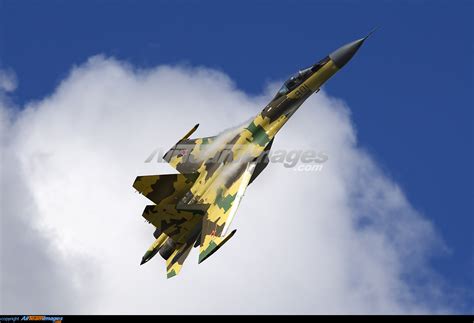 Sukhoi Su-35 Flight Demo