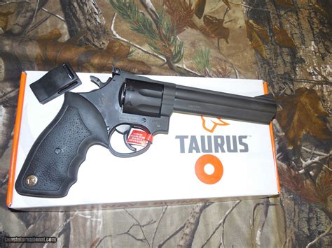 Taurus 357 Magnum 7-Shot Rubber Grip