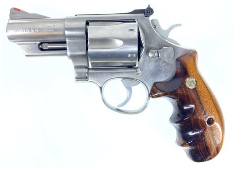 Taurus 44 Magnum Snub Nose Revolver