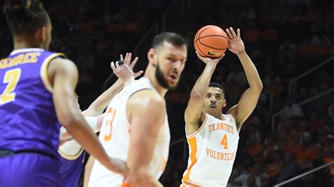 Tennessee Basketball News