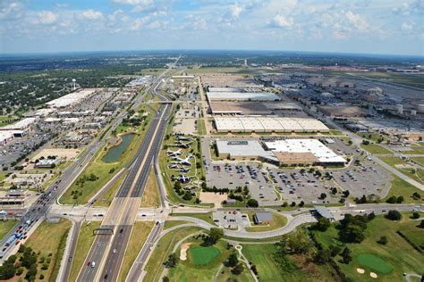 Base facilities at Tinker Air Force Base