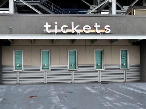 Tips for Buying Bombers Game Tickets