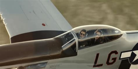 Tom Cruise flying the Mustang P-51