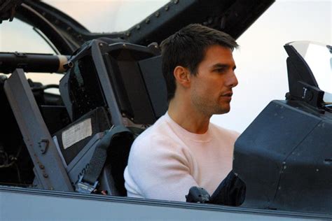 Tom Cruise earning his pilot's license