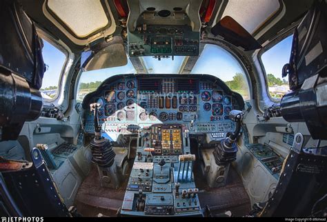 Tu-160 Cockpit Design