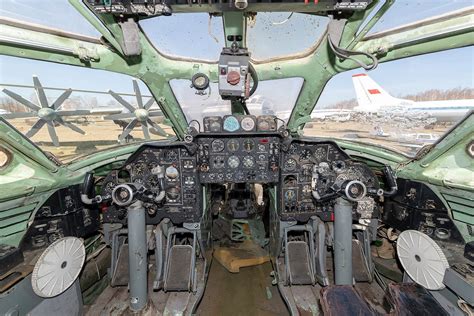 Tupolev Tu-2 Cockpit View