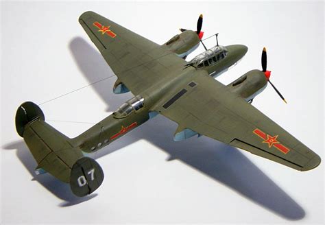 Tupolev Tu-2 Model Kit