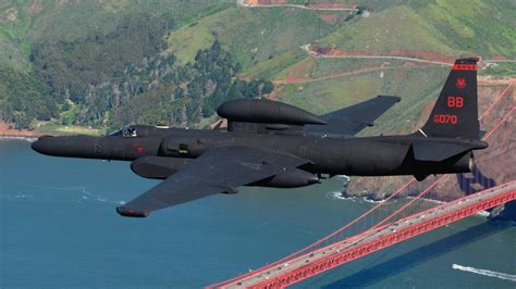 U-2 Spy Plane Control During Rollout