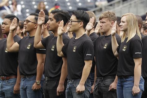 US Army Recruits Graduation