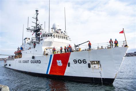 US Coast Guard Cutter