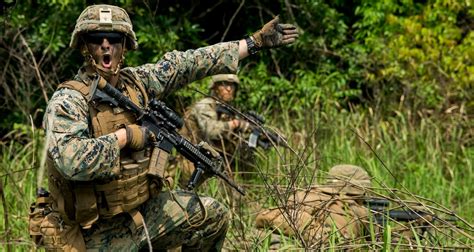 US Marine Infantry Officer Leading