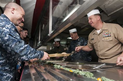 USS Abraham Lincoln Crew