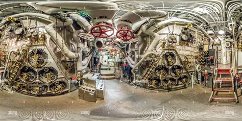 USS Alabama BB-60 Engine Room