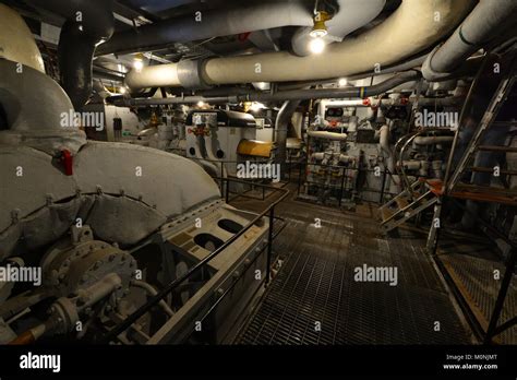 USS Alabama engine room