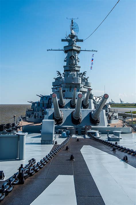 USS Alabama turret