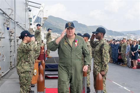 USS America LHA 6 Commanding Officer