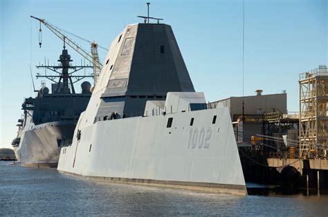 USS Lyndon B. Johnson Radar System