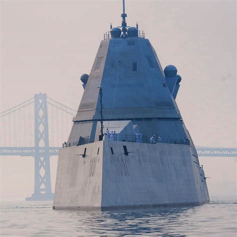 USS Lyndon B. Johnson Starboard View