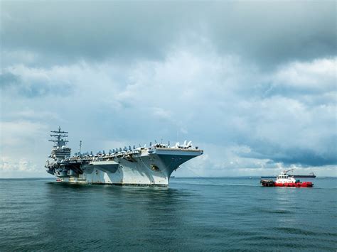 USS Ronald Reagan New Commander