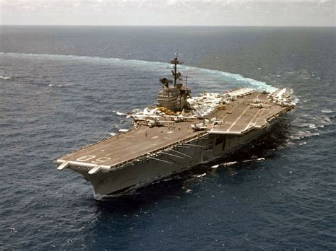 USS Saratoga CV 60 shipyard