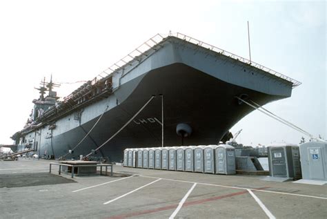 USS Wasp Commissioning Ceremony in 1989