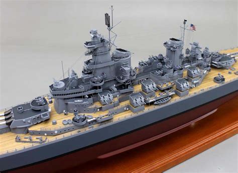 USS Wisconsin Model