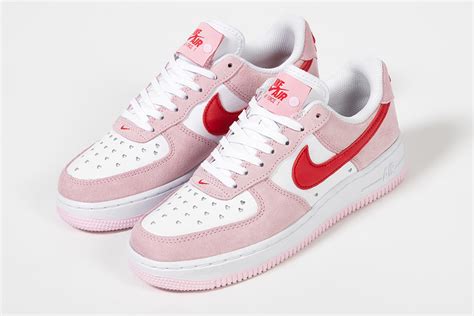 The History of Valentine's Day Air Force 1