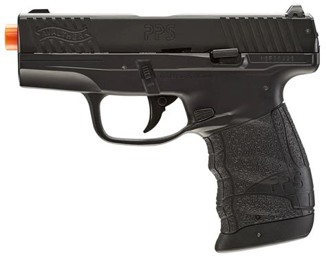 Walther PPS M2 Shooting